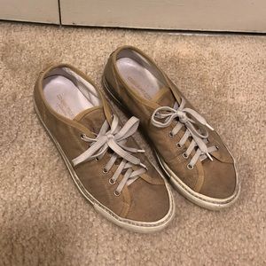 Common Projects Canvas 37